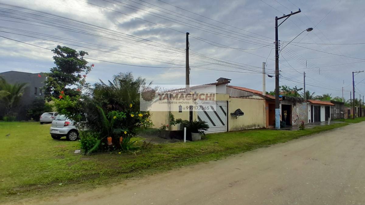 Casa próximo a praia, com bom rendimento em locação para finais de semana e feriados. - Alexandre Massaaki Yamaguchi